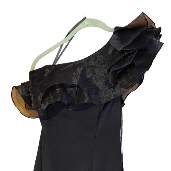 Mac Duggal One Shoulder Ruffle Evening Gown Black Style 26372 Size 6 NWT - Picture 6 of 9